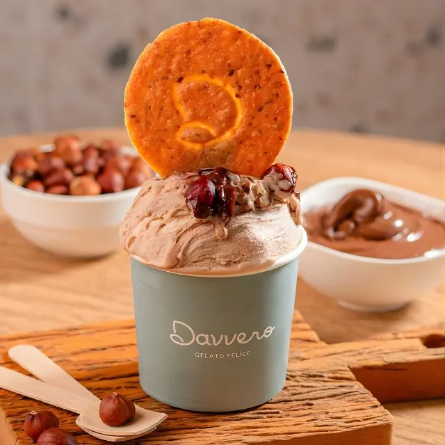 Gelato artesanal italiano de chocolate Davvero